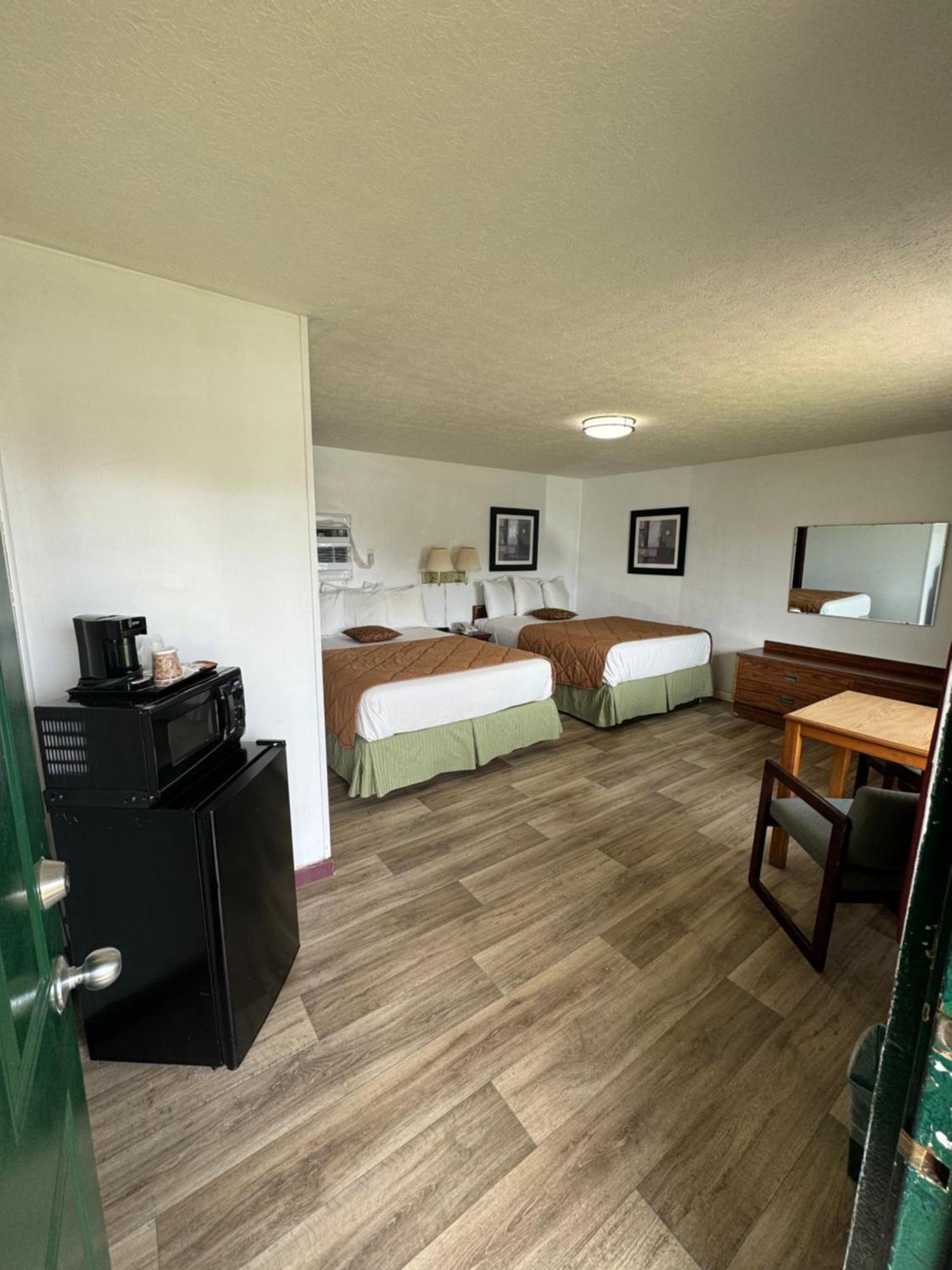Royal Inn Albany エクステリア 写真